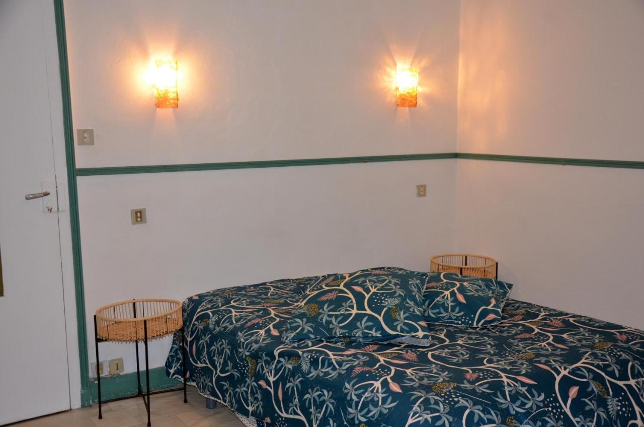 Au Bord De L'Eau Appartement 50 M2 Chambon-sur-Voueize ภายนอก รูปภาพ